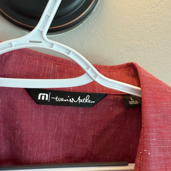 Travis Mathew Red Casual Button Down Shirt - Picture 2 of 4